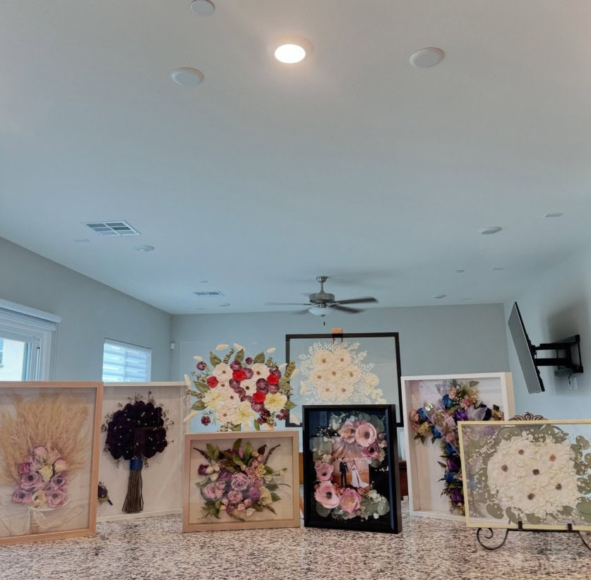 dried flower frame